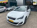 Peugeot 308 1.2 Allure MASSAGE|STOELVW|CAMERA|AUTOPARK|NAP!, Auto's, Voorwielaandrijving, Gebruikt, Euro 6, Wit