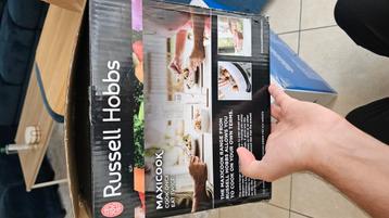 Russel & Hobbs MAXICOOK beschikbaar voor biedingen