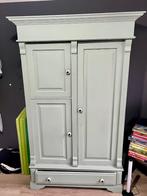 Brocante kleding kast, Ophalen