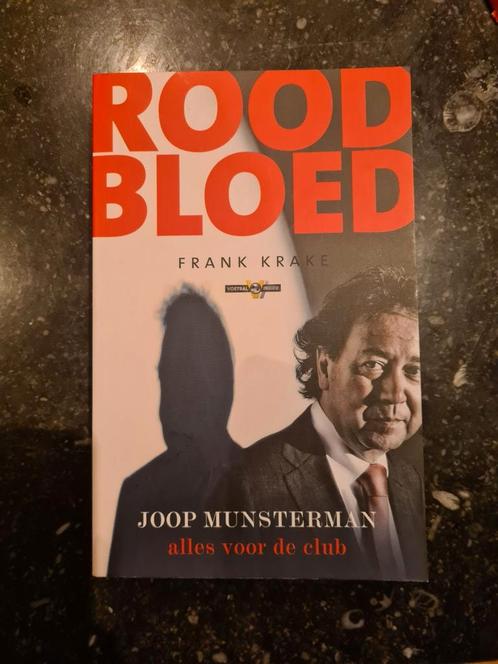 Frank Krake - Rood bloed, Boeken, Sportboeken, Zo goed als nieuw, Balsport, Ophalen of Verzenden