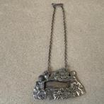 Zilveren karaf label rijk gedecoreerd engeltjes,druiventros, Verzenden, Zilver