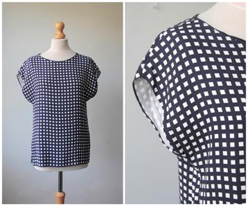 Vanilia - mooie top met korte mouw / blauw wit / maat L beschikbaar voor biedingen