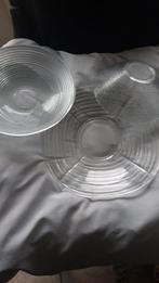 3 glazen schalen, Ophalen of Verzenden, Zo goed als nieuw, Rond, Glas