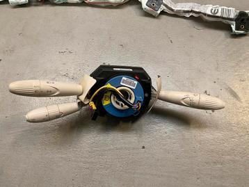 Licht + Raw Schakelaar met Nr 07356747070 Fiat 500 Bj 2017 beschikbaar voor biedingen
