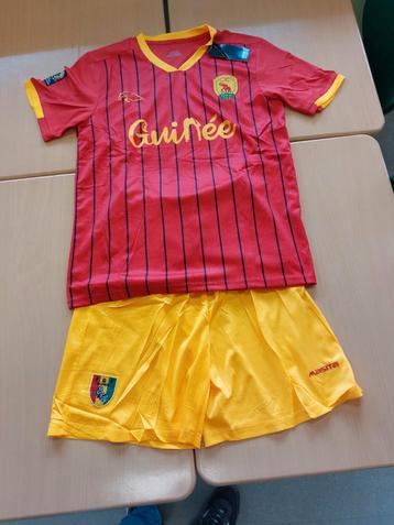 Guinee Conakry voetbalpakje beschikbaar voor biedingen
