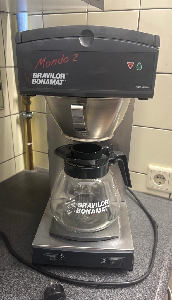 Bravilor Bonamat Mondo koffiezetapparaat, Witgoed en Apparatuur, Koffiezetapparaten, Gebruikt, Gemalen koffie, Koffiemachine, 10 kopjes of meer