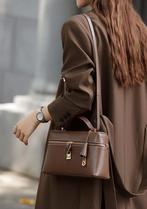 Schoudertas lp coffee kleur nieuw, Sieraden, Tassen en Uiterlijk, Tassen | Schoudertassen, Overige merken, Bruin, Nieuw, Ophalen of Verzenden
