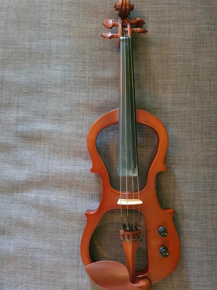 Yamada Elektrische Viool 4/4, Muziek en Instrumenten, Strijkinstrumenten | Violen en Altviolen, Gebruikt, 4/4-viool, Ophalen