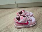 Nike dunks en allerlei andere schoenen te koop, Ophalen of Verzenden, Zo goed als nieuw, Schoenen