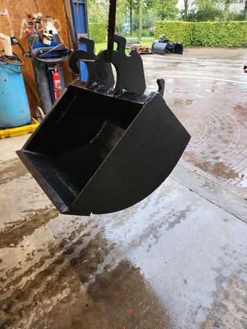 Dieplepelbak cw10 graafbak  beschikbaar voor biedingen