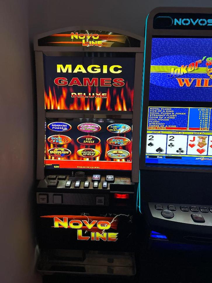 Gokkasten en fruitautomaten, Verzamelen, Automaten | Gokkasten en Fruitautomaten, Zo goed als nieuw, Euro, Met sleutels, Ophalen