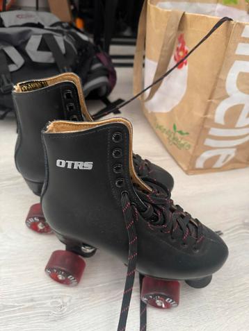 Rolschaatsen - Zo goed als nieuw! beschikbaar voor biedingen