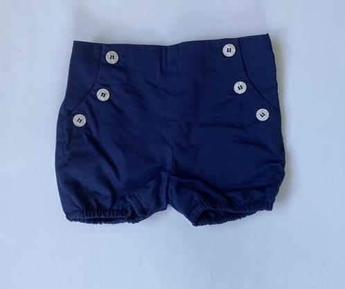 Prachtige korte broek van Pili Carrera (80/86), Kinderen en Baby's, Babykleding | Maat 80, Zo goed als nieuw, Jongetje, Broekje