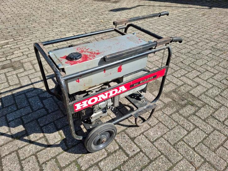 Honda ec 6000, Krachtige Honda Aggregaat, Zakelijke goederen, Machines en Bouw | Aggregaten, Ophalen of Verzenden