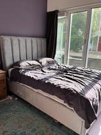 Beliani Bedframe met opbergruimte SEZANNE 140 x 200 cm, Huis en Inrichting, Ophalen, Tweepersoons, 140 cm, Zo goed als nieuw