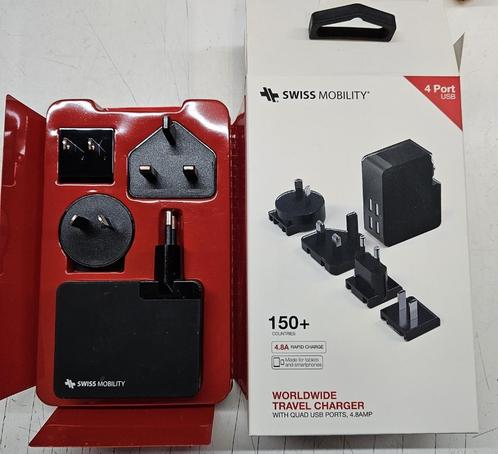 Swiss Mobility quad port USB wereld lader, Telecommunicatie, Mobiele telefoons | Telefoon-opladers, Nieuw, Ophalen