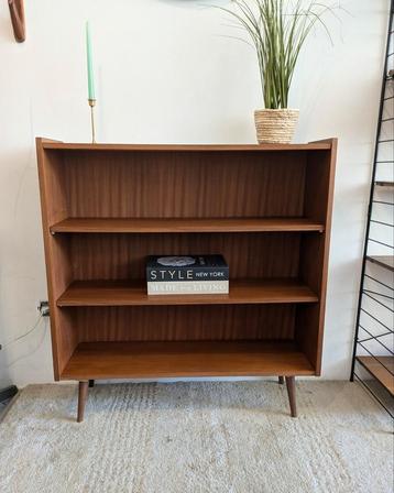 Vintage kastje boekenkastje midcentury  beschikbaar voor biedingen