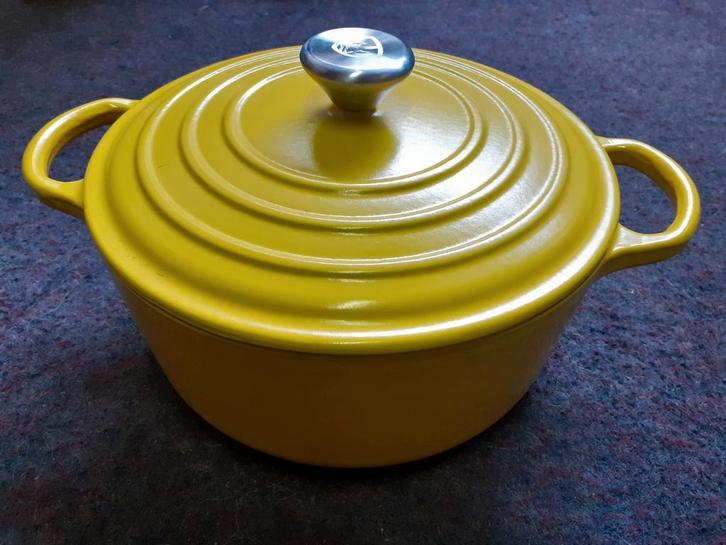 Le Creuset Gietijzeren Pan, Huis en Inrichting, Keuken | Potten en Pannen, Zo goed als nieuw, Koekenpan of Braadpan, Gietijzer
