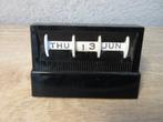 Vintage eeuwigdurende kalender, Diversen, Ophalen of Verzenden, Dagkalender, Gebruikt