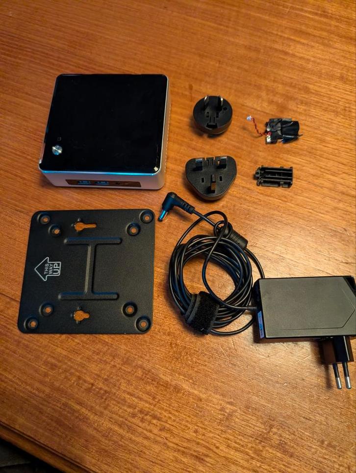 Intel NUC6i3SYK Mini-PC – 16GB RAM+128GB SSD – complete set, Computers en Software, Desktop Pc's, Gebruikt, 2 tot 3 Ghz, SSD, 16 GB