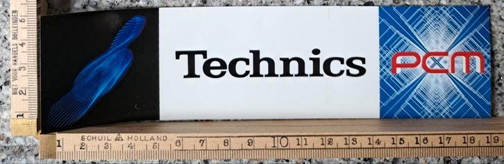 Grote vintage rechthoekige sticker PCM Technics keyboard, Verzamelen, Stickers, Zo goed als nieuw, Ophalen of Verzenden