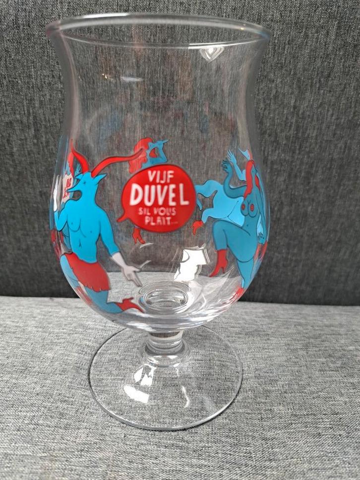 een Duvel Collection Parra bierglas uit 2010, Verzamelen, Glas en Borrelglaasjes, Nieuw, Bierglas, Ophalen of Verzenden
