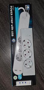 LSC Smart Power Strip met USB, Doe-het-zelf en Verbouw, Ophalen of Verzenden, Nieuw, Stopcontact
