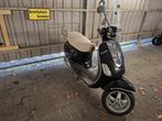 Vespa scooter blauw kenteken, Fietsen en Brommers, Ophalen of Verzenden, Zo goed als nieuw, Benzine, Vespa