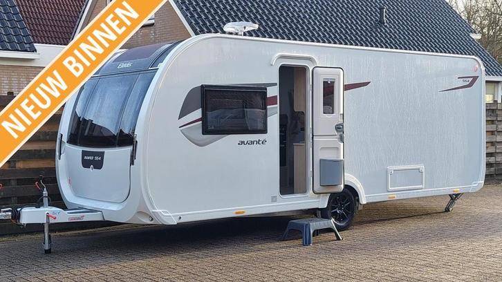 Elddis Avante 554 Nieuw Model 2025 !, Caravans en Kamperen, Caravans, Bedrijf, tot en met 4, 1000 - 1250 kg, Standaardzit, Elddis