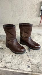Uggs maat 31 leer gevoerd zgan, Ophalen, Zo goed als nieuw, Meisje, Laarzen