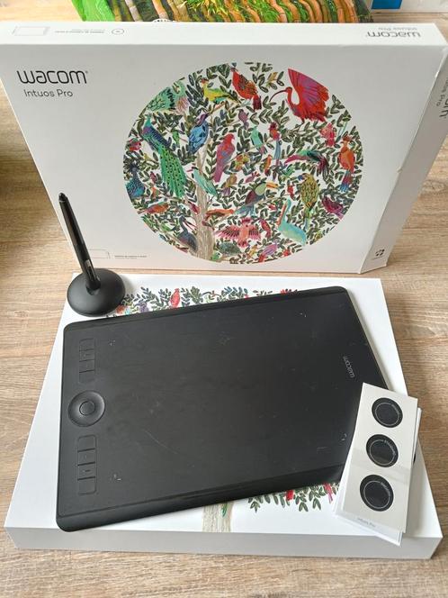 Wacom Intuos Pro, Computers en Software, Tekentablets, Gebruikt, Ophalen of Verzenden