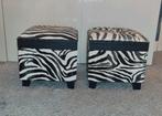 Twee zebra poefjes met opbergruimte

34 x 34 x 34 cm, Huis en Inrichting, Banken | Voetenbanken en Poefen, Minder dan 50 cm, Gebruikt