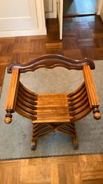 Savonarola stoel, Ophalen