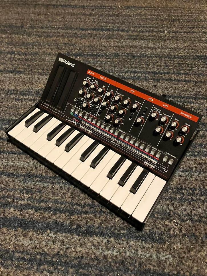 Roland Boutique JX03 incl. K25M Keys, Muziek en Instrumenten, Synthesizers, Zo goed als nieuw, Overige aantallen, Roland, Met midi-aansluiting
