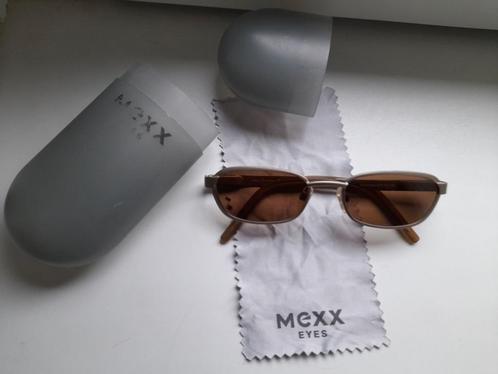 Te koop zgan Mexx Dames zonnebril met koker, Sieraden, Tassen en Uiterlijk, Zonnebrillen en Brillen | Dames, Zo goed als nieuw