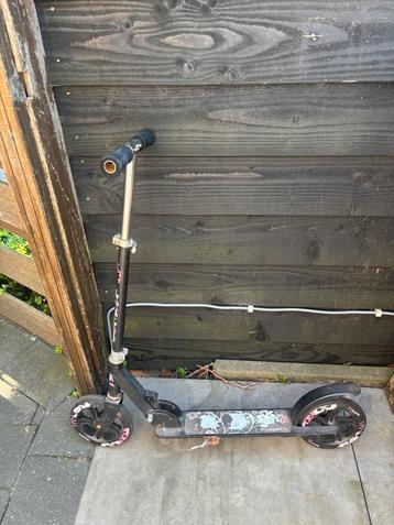 Kinder step Rusher beschikbaar voor biedingen