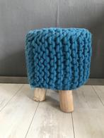 Scandinavisch Krukje met Blauwe Gebreide Zitting, Ophalen of Verzenden, Zo goed als nieuw, Hout