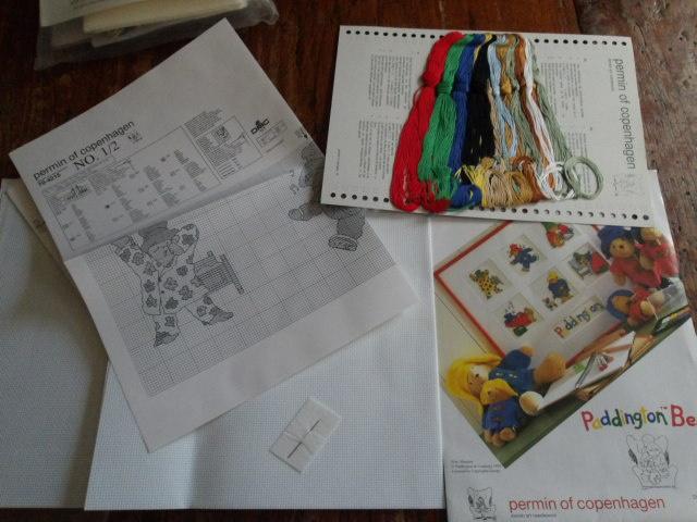 Borduurpakket Paddington Beer. Permin of Copenhagen., Hobby en Vrije tijd, Borduren en Borduurmachines, Zo goed als nieuw, Borduurpakket