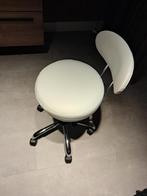 Draaibaar krukje – in goede staat – €25, Huis en Inrichting, Krukjes, Ophalen, Zo goed als nieuw, Hout