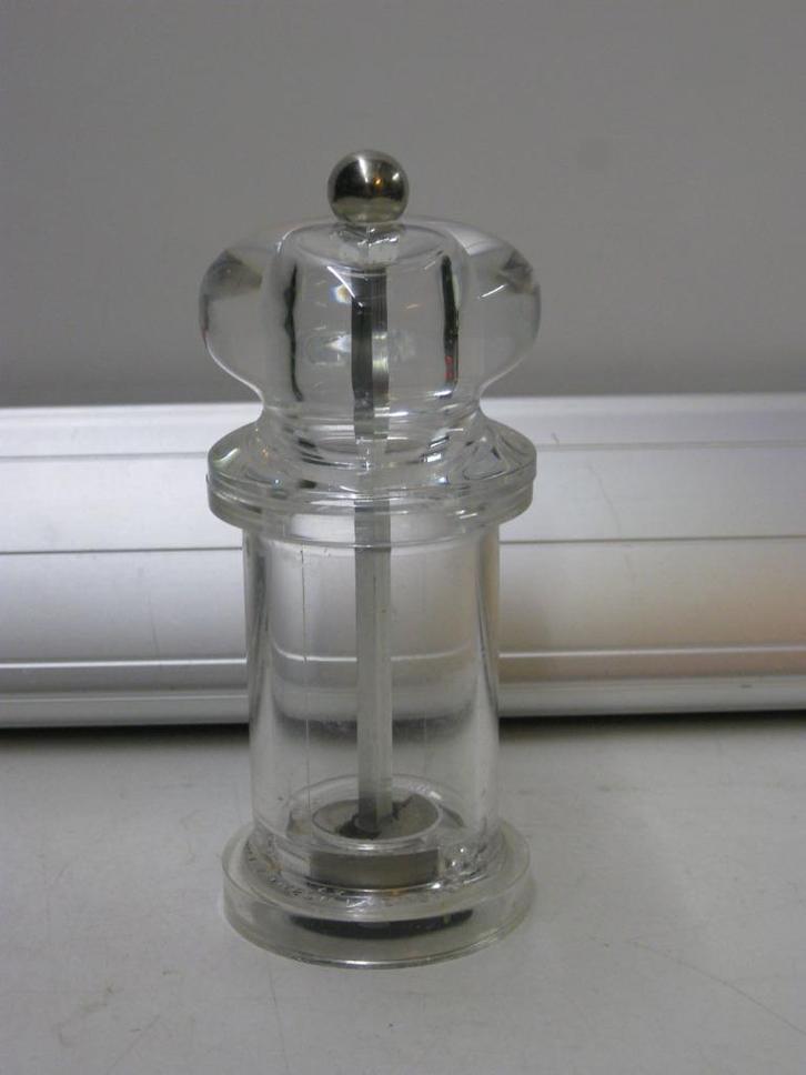 cole en mason pepermolen 13,5 cm hoog (140), Huis en Inrichting, Keuken | Keukenbenodigdheden, Gebruikt, Ophalen of Verzenden
