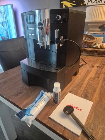 
Jura Impressa XS9 – Volautomatische Koffiemachine te koop.
 beschikbaar voor biedingen