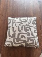 Sierkussen kwantum, Huis en Inrichting, Ophalen of Verzenden, Zo goed als nieuw, Beige, Vierkant