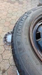 Winterbanden 15 inch met velgen + bandenhouder, Ophalen