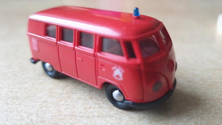 1:87 Volkswagen VW T1 brandweer Brekina nr 3 in OVP nu € 7, Hobby en Vrije tijd, Modelauto's | 1:87, Nieuw, Auto, Brekina, Verzenden