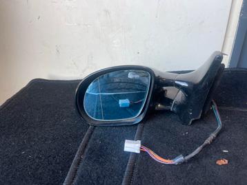 Volvo V40 Linker Spiegel beschikbaar voor biedingen