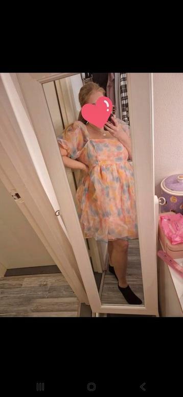 Shein Curve Jurk met Pofmouwen - XL beschikbaar voor biedingen