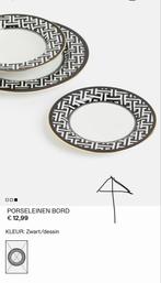 H&M Home Borden - Zwart Wit Goud - Porselein, Huis en Inrichting, Keuken | Servies, Ophalen, Zo goed als nieuw, Bord(en), Effen