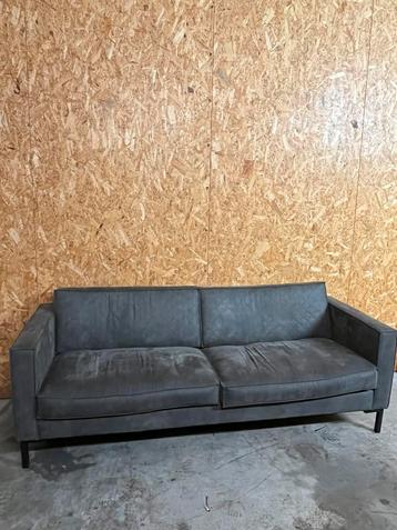 Bank 220cm breed beschikbaar voor biedingen