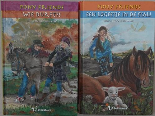 2x Pony Friends: Wie durft? & Een logeetje op stal - zgan, Boeken, Kinderboeken | Jeugd | 10 tot 12 jaar, Zo goed als nieuw, Fictie