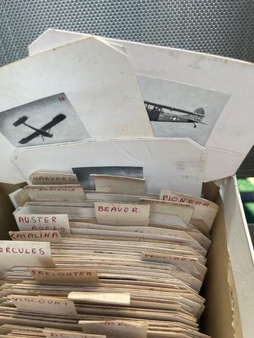 Partij plm. 1500 kaartjes met oude vliegtuigen beschikbaar voor biedingen